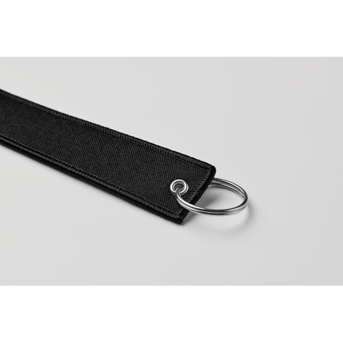 TAKEOFF Brelok remove before flight