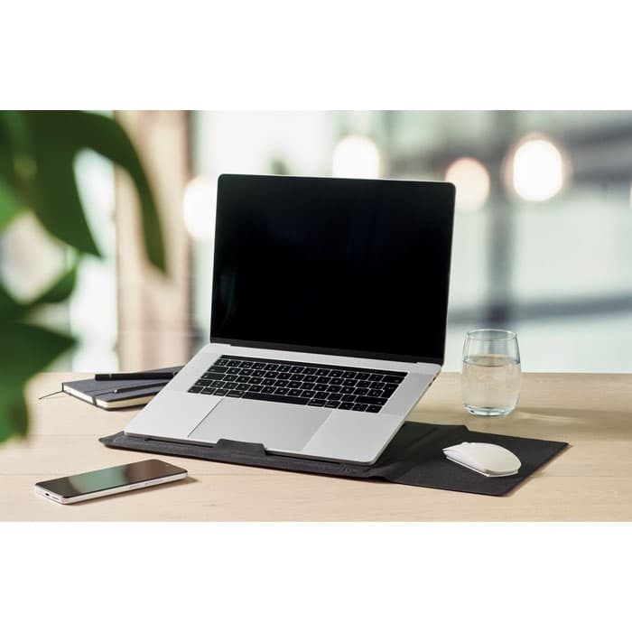 PRACTIC 16-ca pokrowiec na laptop filc