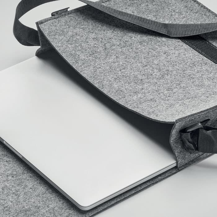 BAGLO Filcowa torba na laptopa RPET