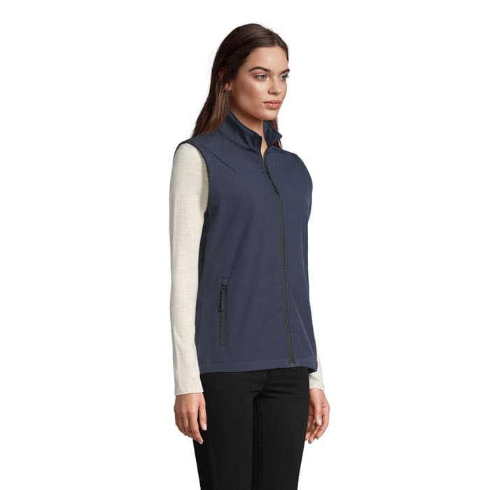 RACE BW WOMENSOFTSHELL