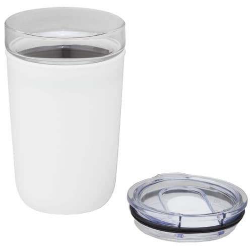Szklany kubek Bello o pojemności 420 ml z zewnętrzną ścianką z plastiku z recyklingu