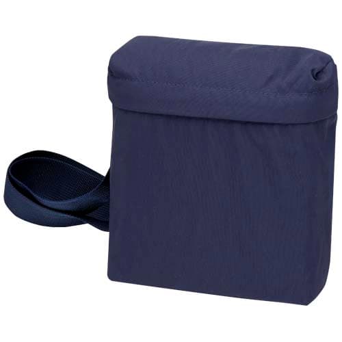 Arca - torba typu crossbody (przewieszana na ukos), wykonana z recyklingowanego poliamidu z cetyfikatem GRS