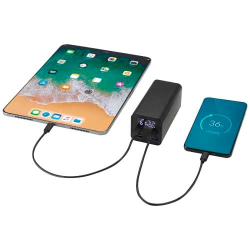 Acamar powerbank do laptopa o pojemności 20 000 mAh i mocy 70 W z aluminium z recyklingu