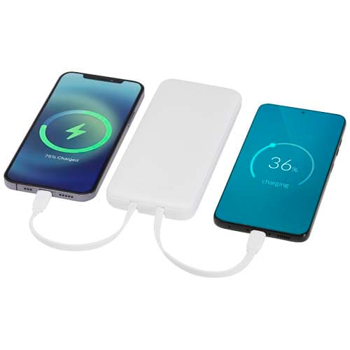 Adhil powerbank o pojemności 10.000 mAh i mocy 10 W z tworzyw sztucznych pochodzących z recyklilngu z 2 wbudowanymi kablami