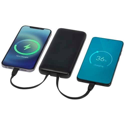 Adhil powerbank o pojemności 10.000 mAh i mocy 10 W z tworzyw sztucznych pochodzących z recyklilngu z 2 wbudowanymi kablami