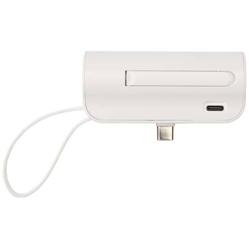 Alnair powerbank o pojemności 5000 mAh i mocy 10 W, wykonany z tworzyw sztucznych pochodzących z recyklingu, z wbudowaną pods
