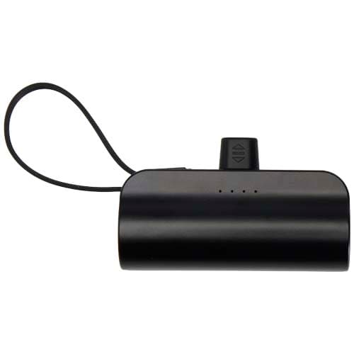 Alnair powerbank o pojemności 5000 mAh i mocy 10 W, wykonany z tworzyw sztucznych pochodzących z recyklingu, z wbudowaną pods